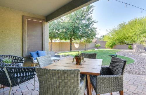 4 Mi to Surprise Stadium! Sunny V Home with Patio - Foto 2