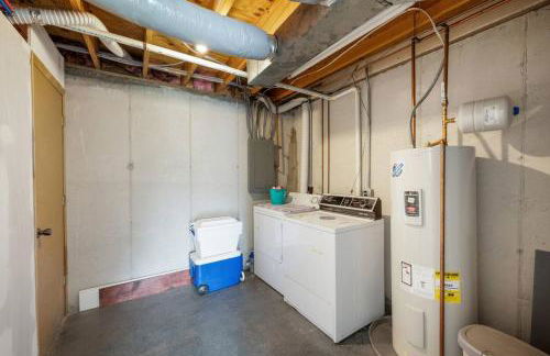 Harbor Ridge - Lakefront Retreat, Great Views, Pool and Dock Access! - Foto 37