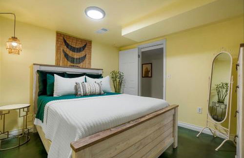 Unforgettable Stay HOT TUB and Fire Pit and 4 Miles to DT Denver - Foto 13