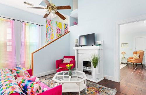 Uptown Colorful Cottage by the Riverwalk - Foto 22