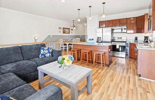 ❤️ The Top End Townhomes with Stunning Views On One-Of-A-Kind Rooftop Deck! WOW! - Foto 12