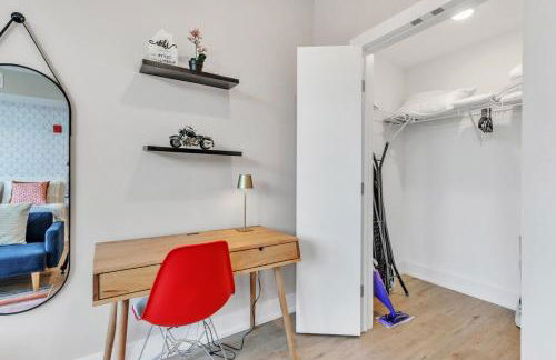 Floor To Ceiling Windows- Bridge Views - Studio - Foto 17