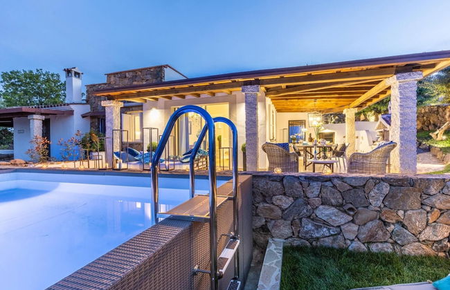 Villa La Bella in Ottiolu - Photo 35