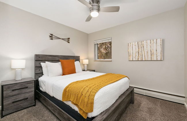 Butterscotch Suite Old Town Stay with Sunny Style - Foto 5