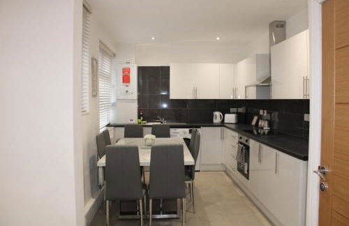 Beautiful, Spacious, Old Trafford home - Foto 38