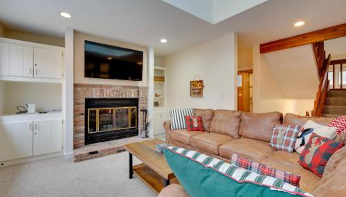 Sunny Stratton Townhome about 1 Mi to Skiing! - Foto 5