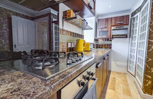 Beautiful Listed Flat with Private Garden, Birnam - Foto 11