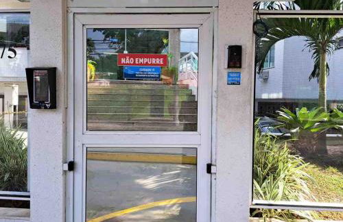 Apartamento confortável e com Piscina a 900 m da praia de Itacoatiara - Foto 54