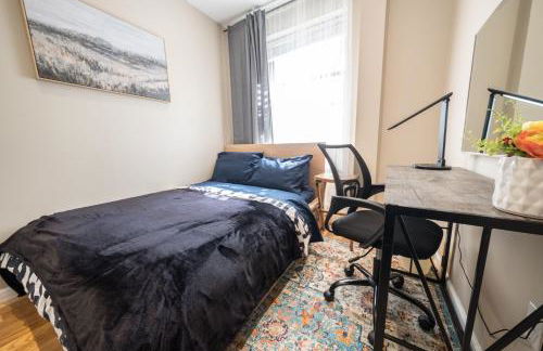 2 BD Next to Central Park - Photo 3