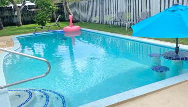 Awesome 4 bedroom pool house King bed - Foto 3