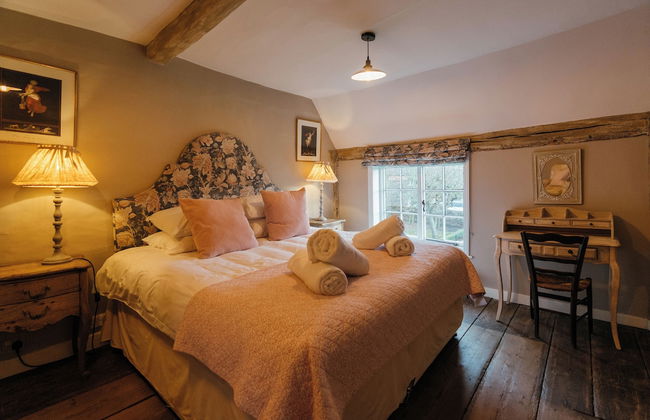 Retreat East - Photo 33