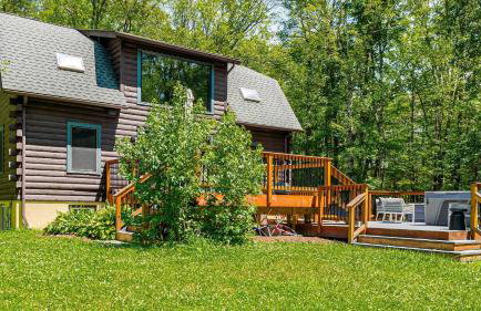 PoolHot Tub Firepit Near Hikes Shops Dining Cragswood Lodge by AvantStay - Foto 36