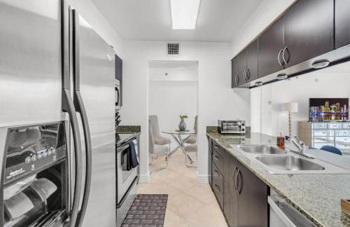 Best views, 2 balconies, 2 bedrooms, pool, gym, parking - Foto 15