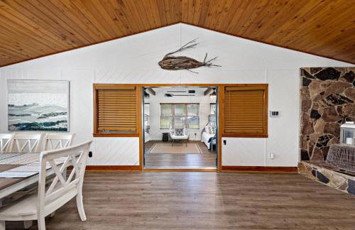 Wolf Bay House - Photo 12