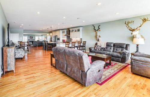 Yankton Vacation Home with Hot Tub and River Views - Foto 1