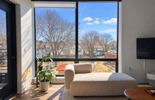 East Side Luxury 1BR Apt - Near Brady St with Balcony and Lounge - Foto 3