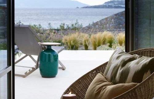 Bonzoe Suites & Villas - Photo 109