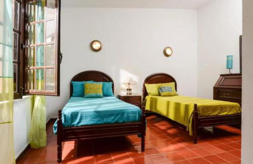 Elegant Villa in Corroios with Private Pool - Foto 2