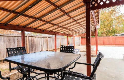 Arden Family Home BBQ Big Kitchen Backyard Pet W/D - Photo 38