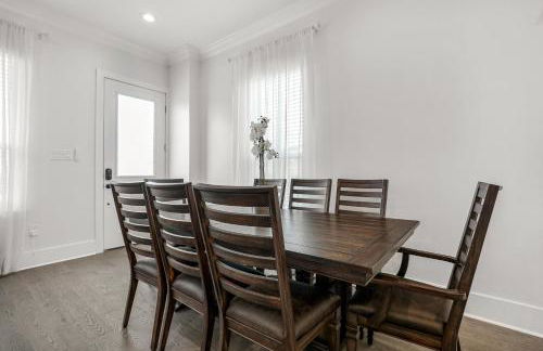 New 4 Bed luxury house w/Private Heated Pool - Foto 17