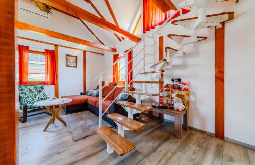 Timber Cottage With Pool - Happy Rentals - Foto 21