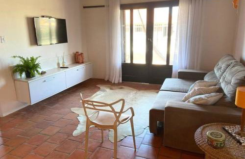 Casa com piscina a beira mar - Foto 2