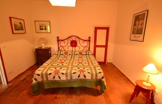 Holiday Home With Shared Pool - Photo 2