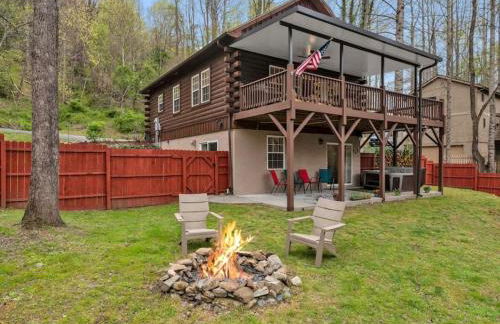 Soco Serene Cabin in the Heart of Maggie Valley - Foto 1