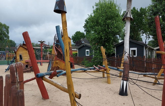 Forest Cabin With Pets - Photo 24