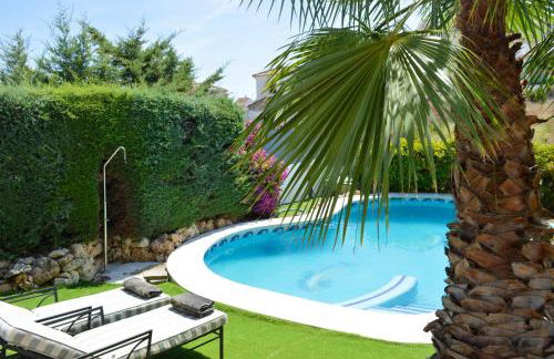 Villa Bendex Estepona Costa Del Sol - Photo 2