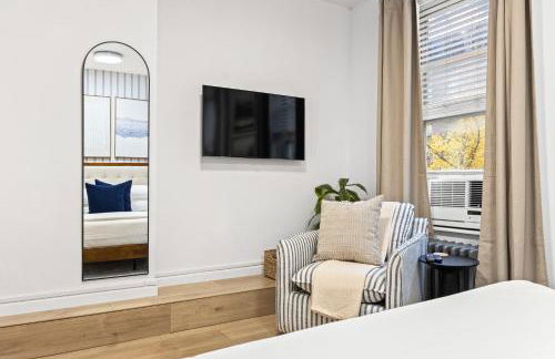 Convenient 2BR - Walking distance to Times Square - Foto 6