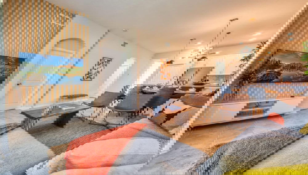 Chic Modern Condo - Spacious Mickey Bedroom Game Room - Foto 1, Habitación