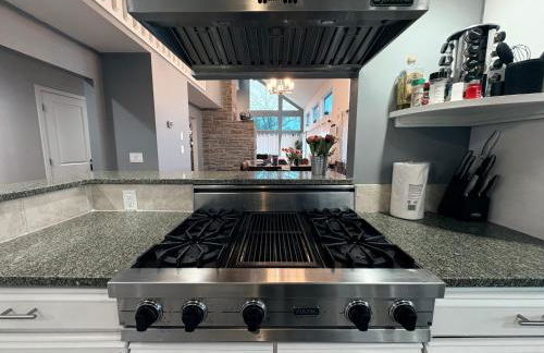 Riverfront Home with a View! - Foto 15