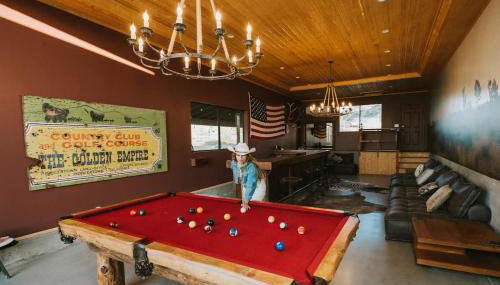 The Raven By The Cohost Company - Foto 2