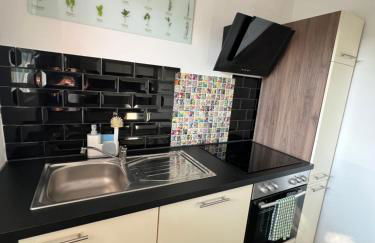 Elegante Apartment in Erftstadt mit Balkon, Zentral, Bahnhof nah, Phantasialand Brühl bei Cologne - Foto 16