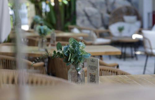 The Lemon Branch Hotel - Photo 13