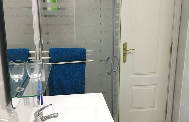 2 Bd Apartment With Stunning View - Photo 13