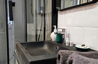 Le Canut Duviard - proche métro Croix-Rousse - Foto 16