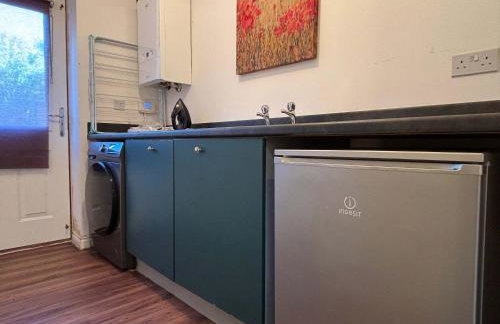 WS10 Contractor House 3 Bed 3 Bath with Parking - Foto 27