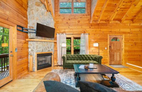 Cabin 3 Miles off I-40-hot tub-firepit-secluded better than a Hotel - Photo 32