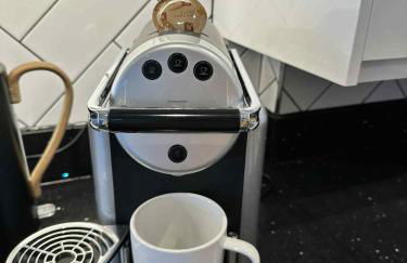 Brain Properties Limited - Contractor and Leisure Stay 4 Bedroom all ensuite house with Parking - Photo 10