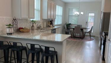 Home Away From Home While Away From Home II - Foto 4