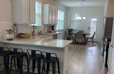 Home Away From Home While Away From Home II - Foto 4