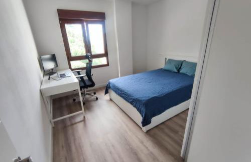 Digital Nomad Paradise - Garaje/PC monitor - Foto 9