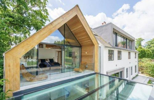 Luxury 8 bedroom home with leisure wing - Foto 6