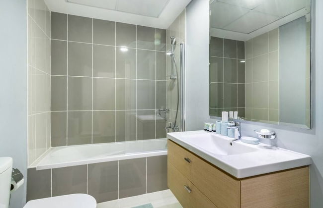 Cozy studio at Damac Hills - Photo 13