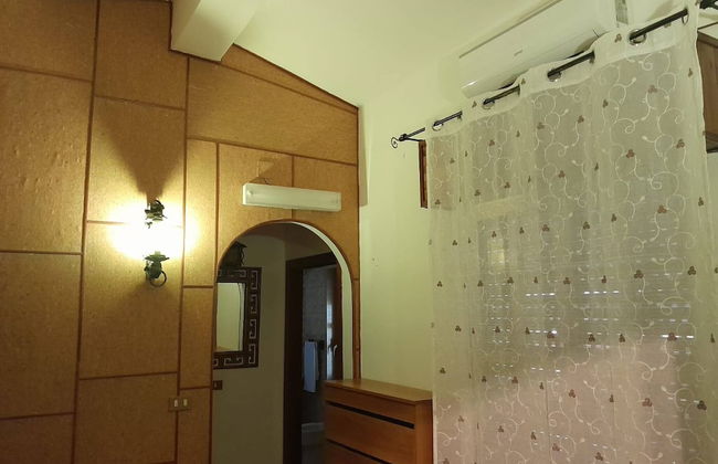 Countryside Villa With Private Pool - Photo 19