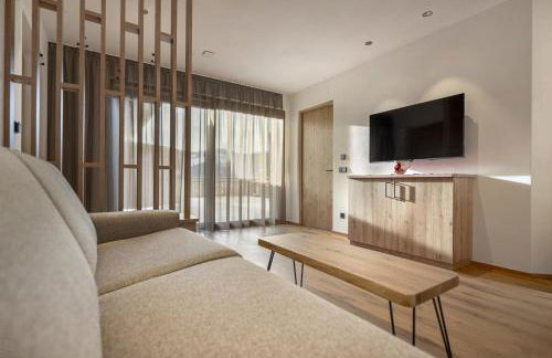 Tieja Panoramic Lodge - Photo 7