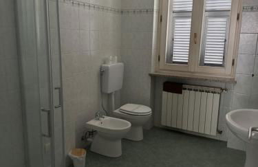 “Coccole nel borgo” 2min to outlet - Foto 19