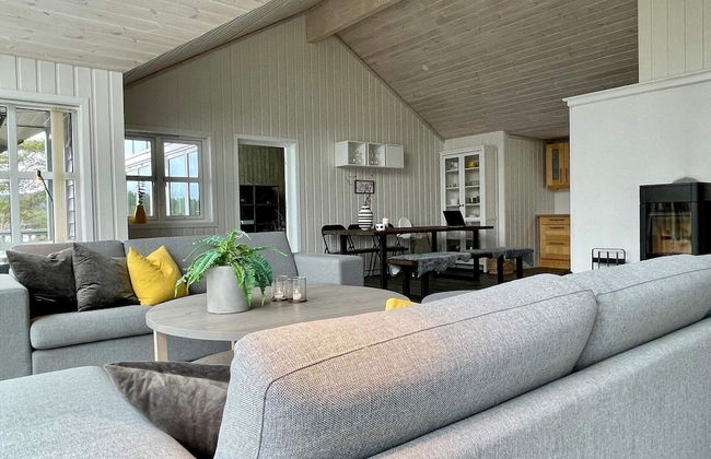 8 Person Holiday Home in Sveio - Foto 12